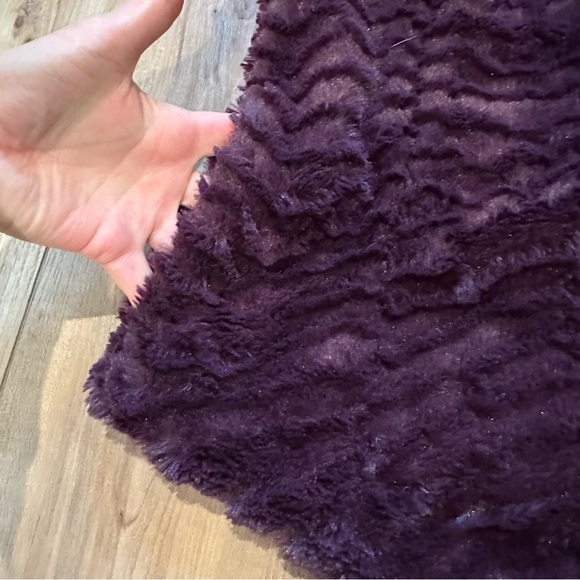 Patagonia Pelage Fleece Faux Fur Asymmetrical Vest Deep Purple Small - Picture 3 of 8